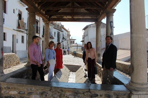 Ediles del PP en su visita al Lavadero del Sol, en el Realejo.