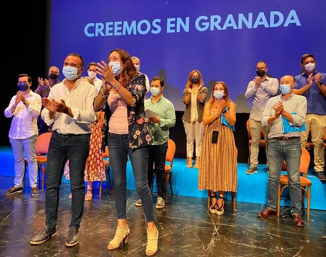 Lóles López y Francisco Rodríguez, en la clausura del acto celebrado en Motril.