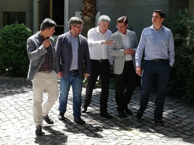 Luis Garicano ha respaldado este jueves al candidato de Cs a la Alcaldía de Granada.