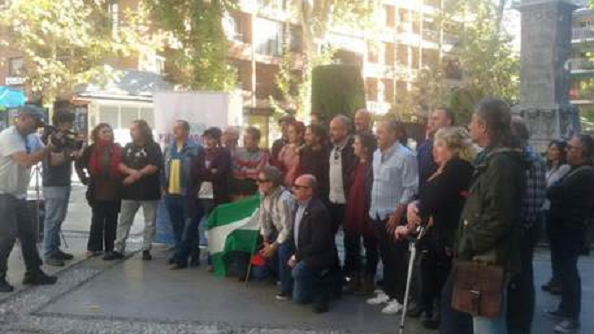 Presentación en Granada de 'Por una marea andaluza'. Presentación en Granada de 'Por una marea andaluza'.