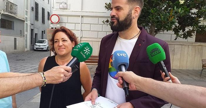 Chus Fernández y Mª Carmen Pérez.