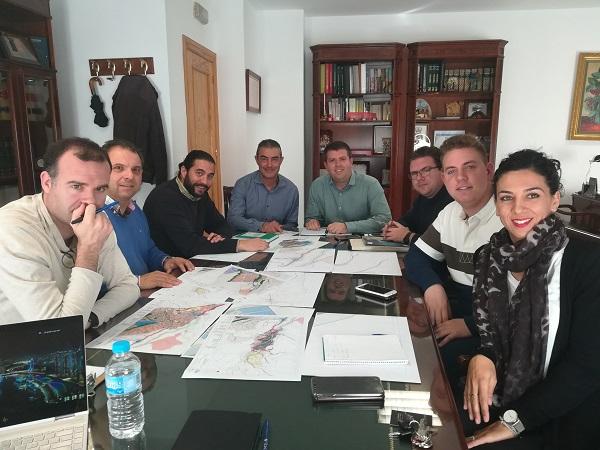 El gobierno local confía en que la aprobación definitiva por parte de la Junta se consiga este mandato. El gobierno local confía en que la aprobación definitiva por parte de la Junta se consiga este mandato.