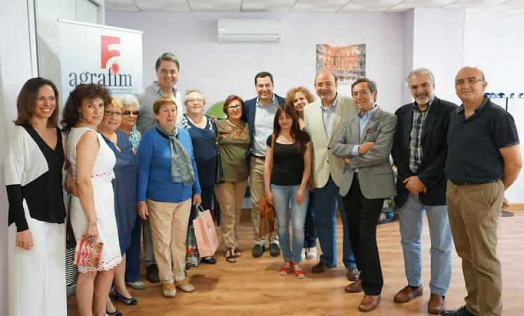 Juan Manuel Moreno, en su visita a la sede de Agrafim.