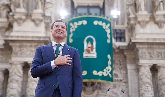 Moreno, en su toma de posesión como presidente del Gobierno de la mayoría abosluta del PP.