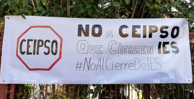 Cartel en la movilización del IES Zaidín-Vergeles la pasada semana. Cartel en la movilización del IES Zaidín-Vergeles la pasada semana.