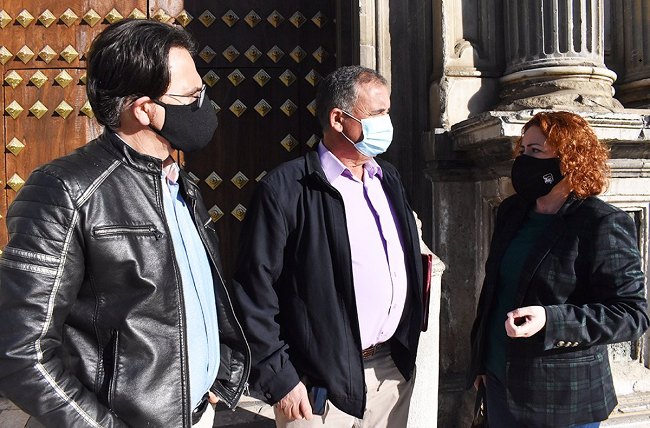 Manuel Ortiz, Alonso Segura y Maricarmen Pérez.