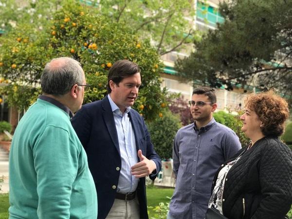 Pablo Hispán con Rosa Fuentes, Rafael Caracuel y Antonio Ayllón.