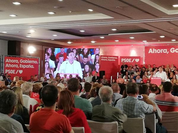 Francisco Cuenca, durante su intervención en el mitin de Pedro Sánchez.