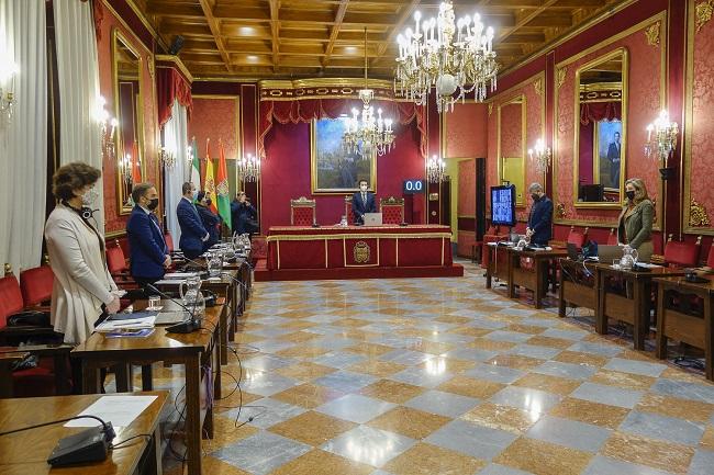 Pleno del Ayuntamiento de Granada este viernes.