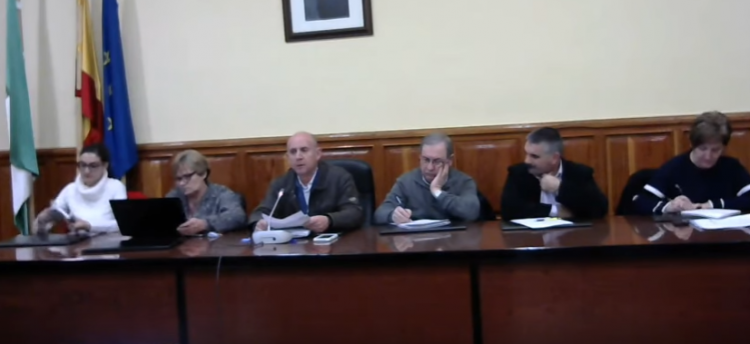 Imagen del pleno de Atarfe del pasado diciembre. Imagen del pleno de Atarfe del pasado diciembre.