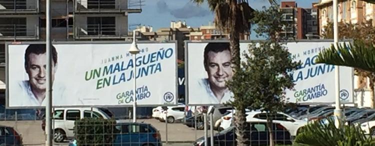 Carteles electoral de Juanma Moreno en Málaga.