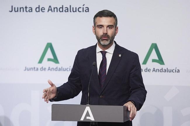 El consejero de Sostenibilidad y portavoz del Gobierno andaluz, Ramón Fernández-Pacheco, este martes en la rueda de prensa posterior a la reunión del Consejo de Gobierno. 