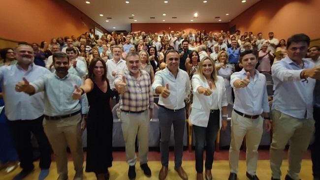 Imagen final del acto del PP en Santa Fe