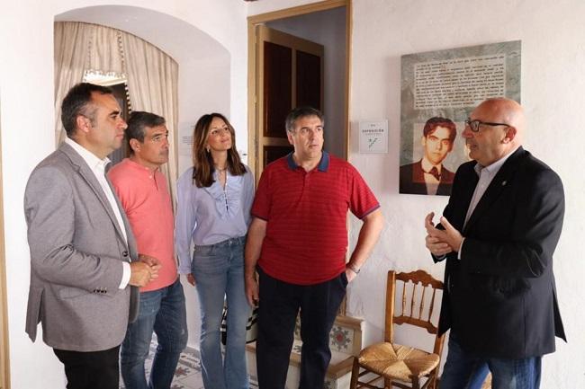 Francisco Rodríguez, con los candidatos del PP en Fuente Vaqueros, Moclín, Alfacar y Pinos Puente.