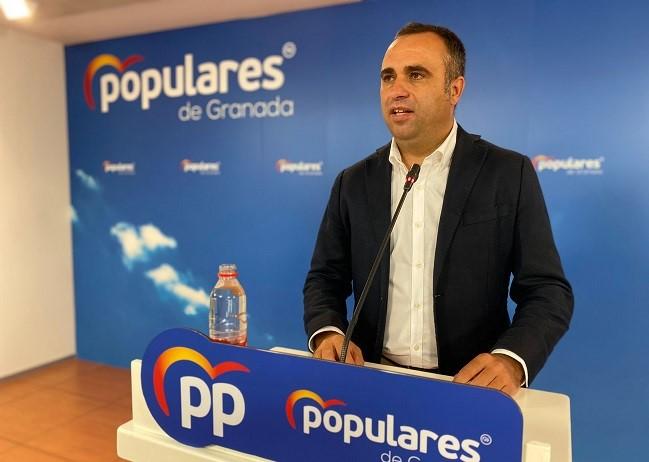 Francisco Rodríguez, presidente provincial del PP, en rueda de prensa.