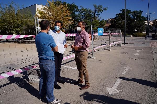 Visita del PSOE, este jueves, a los Paseíllos Universitarios.