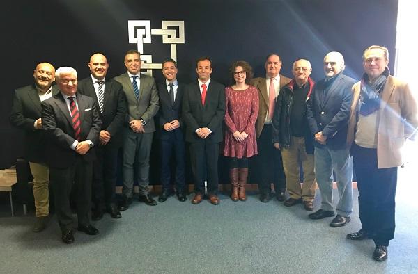 Manuel Olivares y Mar Sánchez con los representantes de la CGE, la Cámara de Comercio y la Federación de Comerciantes.