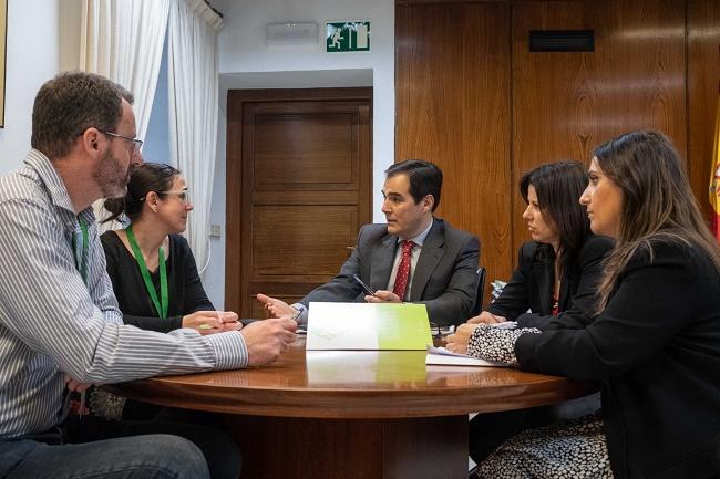 Reunión de representante del PP con el comité de empresa de la EASP.