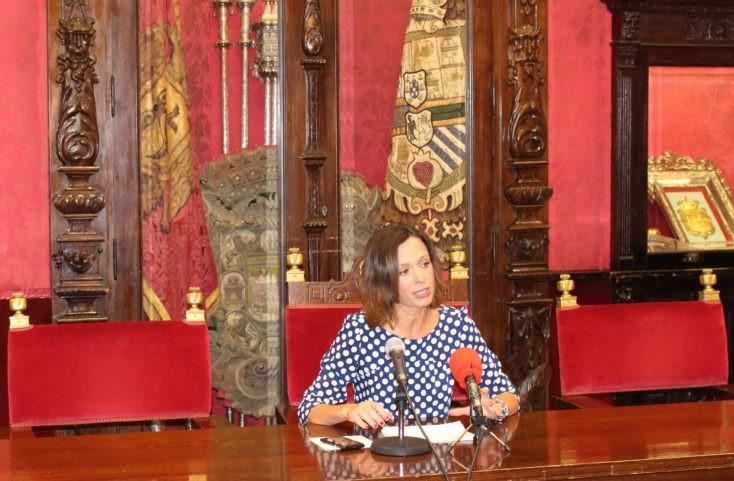 Rocío Díaz en una rueda de prensa. 