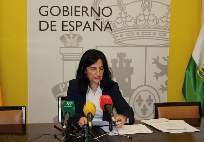 La subdelegada del Gobierno informa del dispositivo electoral. 