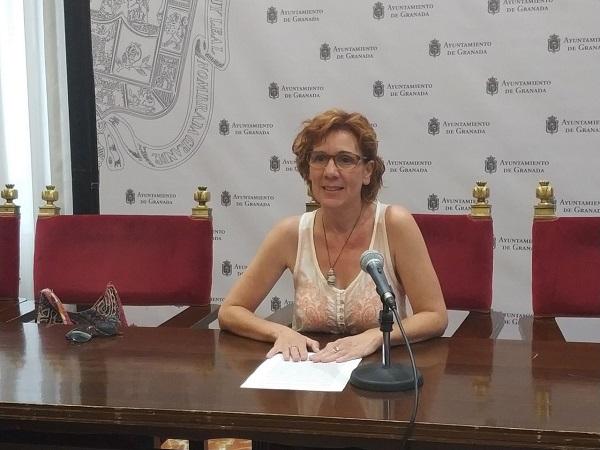 Pilar Rivas en rueda de prensa.