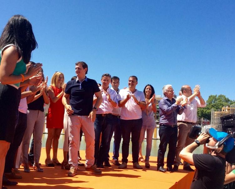 Luis Salvador, en el acto central de Ciudadanos en Andalucía con Albert Rivera.