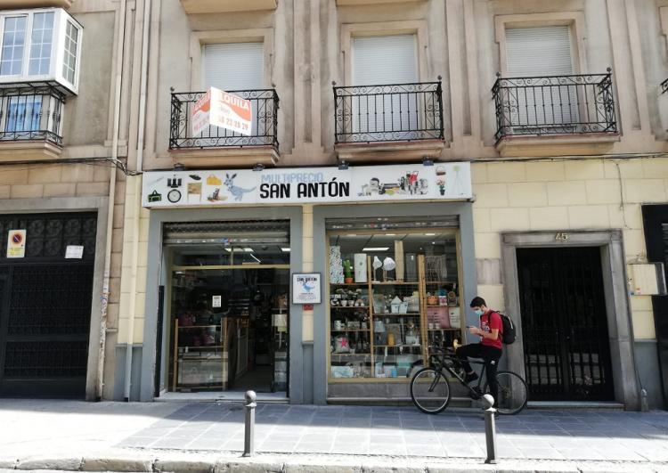 Alquiler en la calle San Antón. 