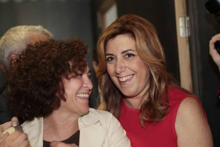 Pilar Aranda con Susana Díaz en un acto en Granada. 