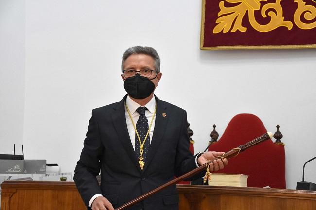 Manuel Gavilán tras tomar posesión como alcalde.