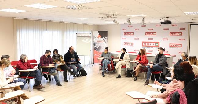 Reunión de Unidas Podemos con sindicatos y organizaciones para abordar la sanidad pública andaluza.