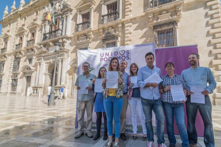 Candidatos y candidatas de Unidos Podemos, ante el TSJA.