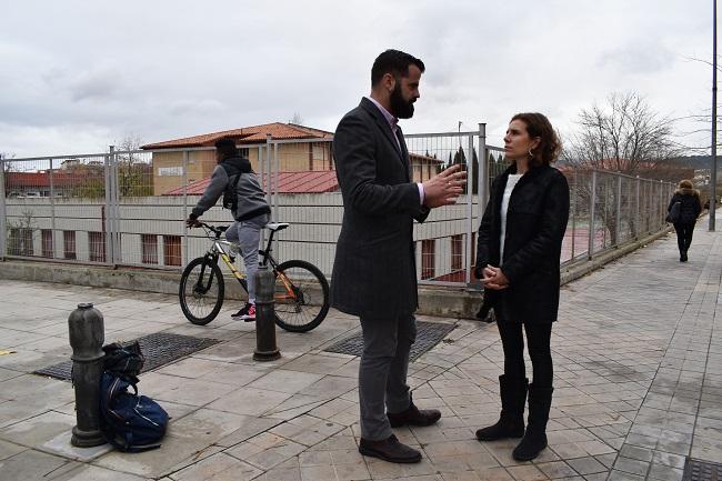 Los parlamentarios Jesús Fernández y Ana Villaverde.