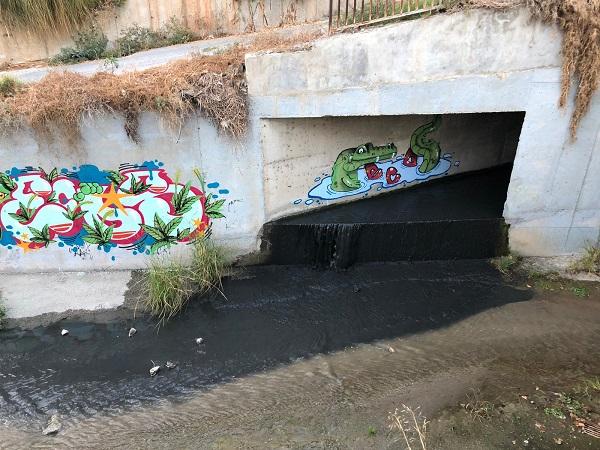 Punto en el que se ha producido el vertido. Punto en el que se ha producido el vertido.