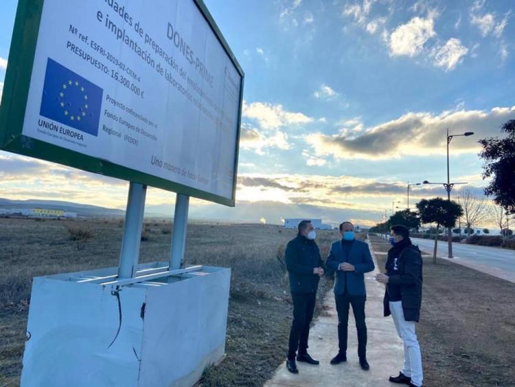 Visita de los representantes del PP al Parque Metropolitano de Escúzar.