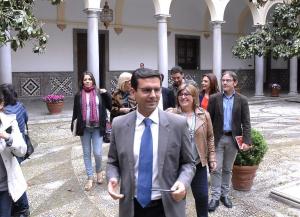 Cuenca y su equipo de Gobierno tras ser elegido alcalde el pasado mayo.