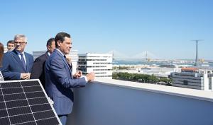 Moreno, durante un acto de entrega de VPO en Cádiz.