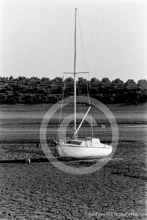 Pantano del Cubillas en 1983, con los estragos de una gran sequía.