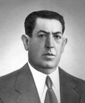  Salvador Labrac Escudero (1892-1956), tataranieto de Jean Pierre Labraque y bisabuelo del autor.
