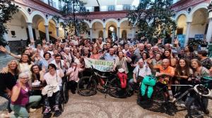 Imagen de familia del acto celebrado este sábado en el Ayuntamiento de Granada para cerrar la programación.