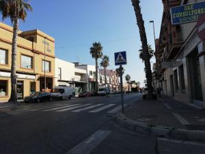Imagen de una avenida de Salobreña.
