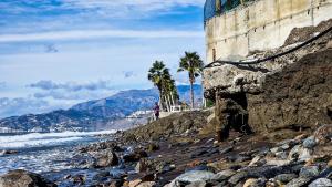 Daños del temporal en Playa Granada. 