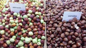 Frutos de otoño en el mercadillo de Puerta Real.