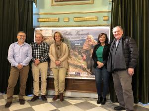 Los representantes municipales de Motril con el presidente de la asociación de vecinos de Los Tablones.