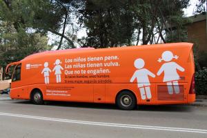 El bus tránsfobo.