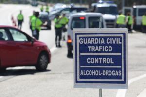 Control de alcoholemia y drogas de la Guardia Civil de Tráfico.