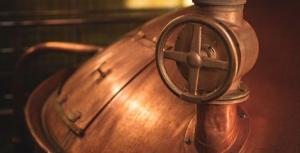 La cervecera granadina tiene cerca de un siglo de historia.