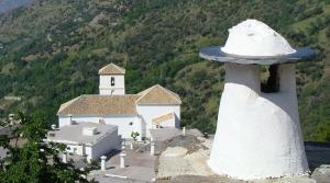 Chimenea típica de Bubión, uno de los pueblos más bellos de España.