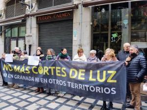 Una de las movilizaciones contra Endesa por los cortes de luz a clientes que pagan sus recibos.