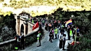 Imágenes de la marcha que cada año que recuerda a La Desbandá.