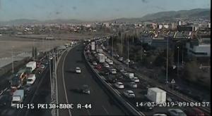 Imagen de la DGT que muestra la congestión en la Circunvalación.